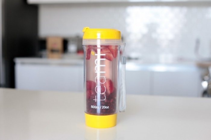 Triple Berry Antioxidant Detox Water